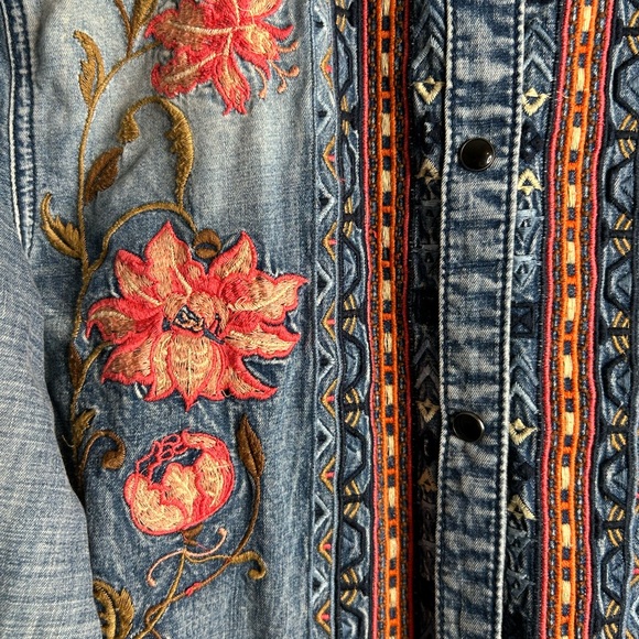 Driftwood Women’s Sandy Snap Up Shirt Embroidered Bohemian Hippie Country 758 - Picture 3 of 11